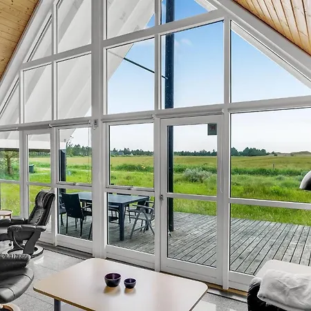 Gorgeous Home In Romo With Sauna 度假居 *